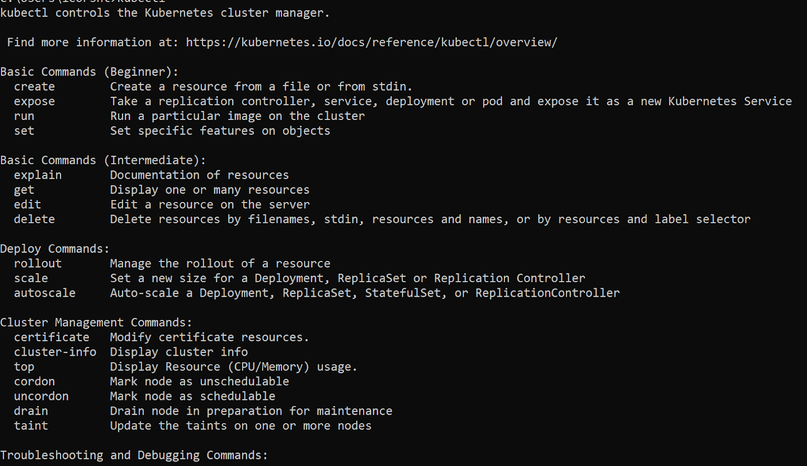 A imagem exibe o retorno do comando “kubectl” e suas opções no terminal.